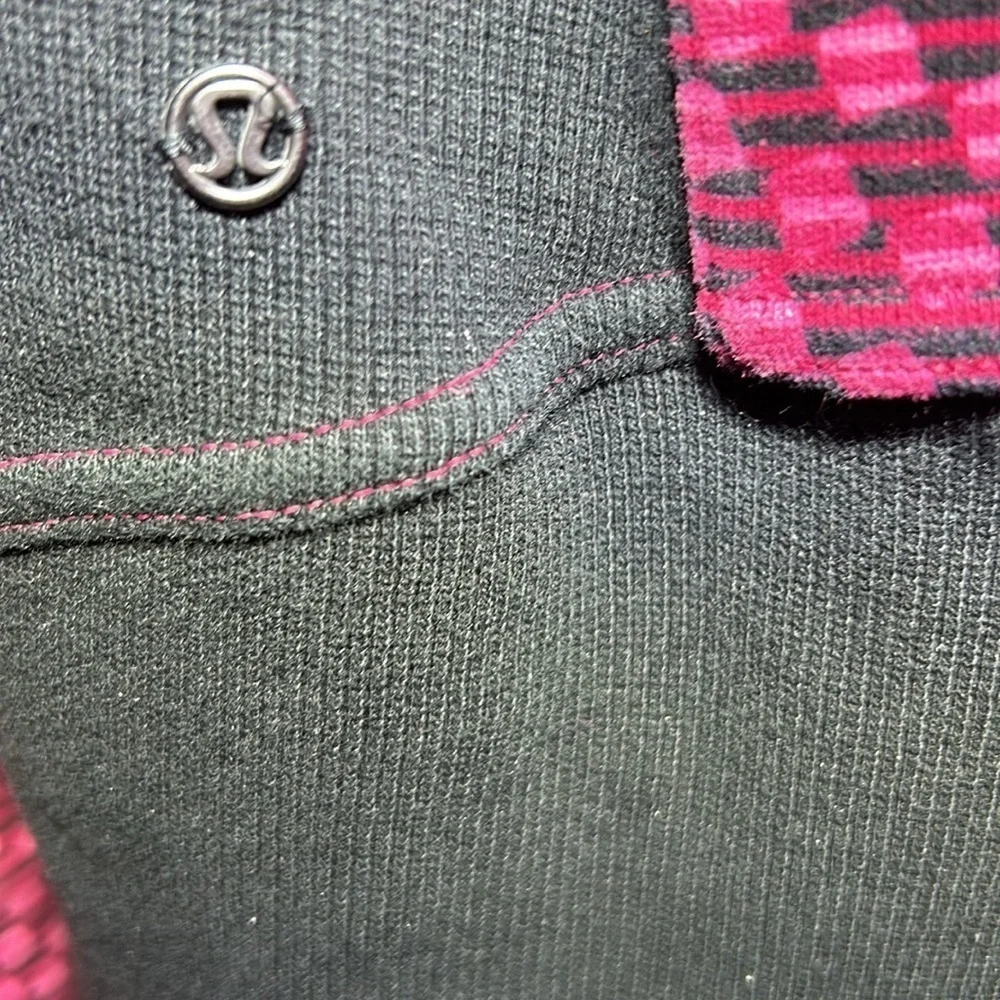 Lululemon Radiant Jacket Deep Dive Berry Rumble Black/Black Size 6